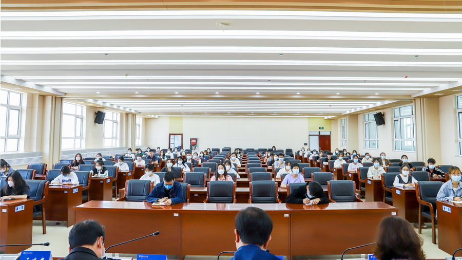 2022年5月17日   welcome欢迎光临威尼斯集团入党积极分子、发展对象培训启动仪式 (3)_调整大小.jpg