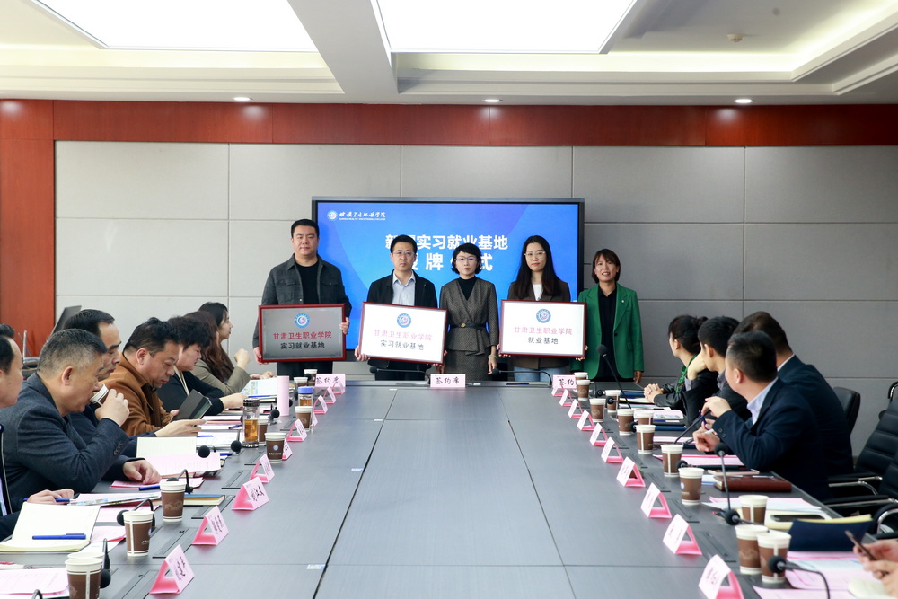 3a2f04cbfa8da5ffb91f54478cc2801_调整大小.jpg